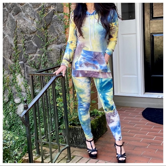 2 Piece Tie Dye Hoodie and pants set 
Fabulous - Picture 6 of 6